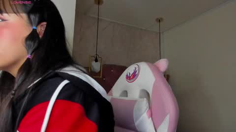 Snapshot of mariam__cute chatting on 02/15/25, 06:55   online show from 02/15/25, 06:55