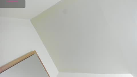 Snapshot of mariam__cute chatting on 02/23/25, 03:40   online show from 02/23/25, 03:40