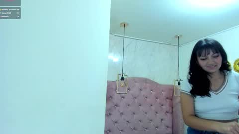 Snapshot of mariam__cute chatting on 03/06/25, 01:16   online show from 03/06/25, 01:16