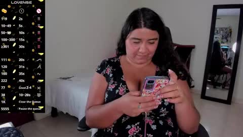   Mariam Castiblanco online show from 01/17/25, 05:00