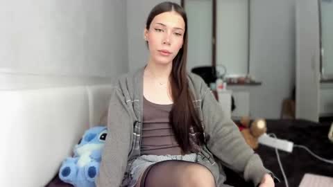 Mariam  online show from 05/25/26, 03:01