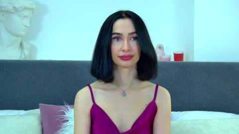 MariaMenson online show from 12/08/24, 09:24
