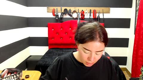 Marian online show from 12/09/24, 02:02