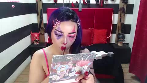 Snapshot of marian_ran_ chatting on 10/24/25, 01:13 Marian online show from 10/24/25, 01:13