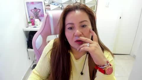 mariana01_m online show from 07/07/26, 10:52