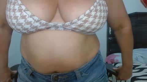 Snapshot of mariana995649 chatting on 01/08/25, 08:18 mariana995649 online show from 01/08/25, 08:18