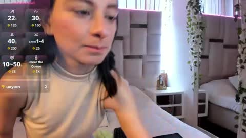 mariana__thompson online show from 07/19/26, 01:15