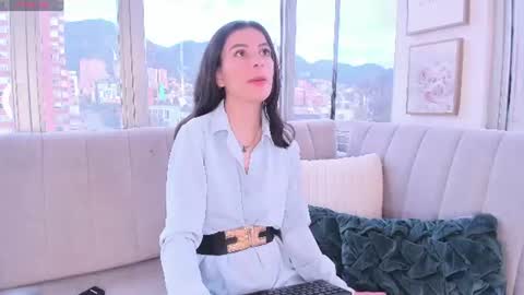 mariana__thompson online show from 07/22/26, 08:44