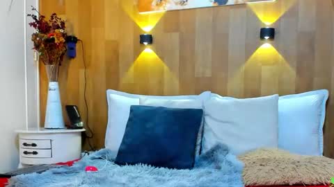 Mariana Angel online show from 01/15/26, 05:38