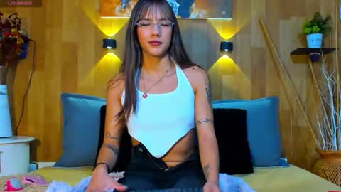 Mariana Angel online show from 05/04/26, 03:19