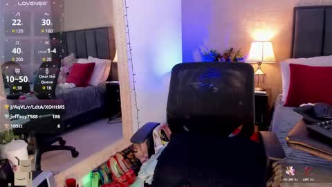 Snapshot of mariana_c chatting on 02/22/25, 05:35 Mar y online show from 02/22/25, 05:35