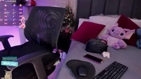 Snapshot of mariana_c chatting on 12/05/25, 02:58 Mar y online show from 12/05/25, 02:58