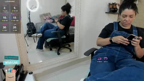 Mar y online show from 05/25/26, 02:56