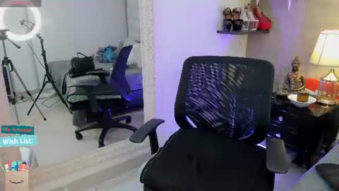 Mar y online show from 06/30/26, 03:02