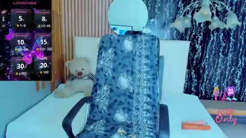 Mariana online show from 07/04/26, 12:17