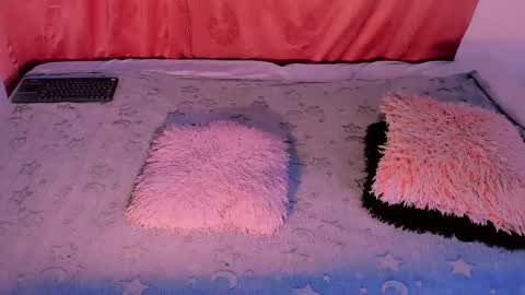 Mariana online show from 11/28/25, 10:18