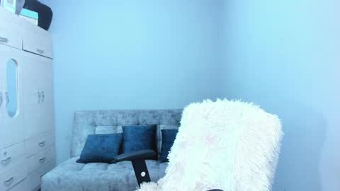    online show from 02/11/25, 01:31