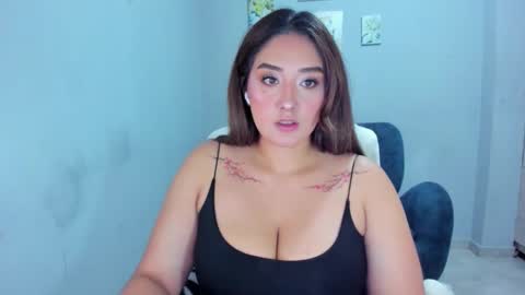    online show from 10/23/25, 03:06