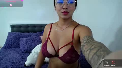 mariana_sara online show from 02/12/25, 09:54
