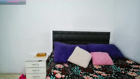 Snapshot of mariana_sara chatting on 11/07/25, 11:27 mariana_sara online show from 11/07/25, 11:27