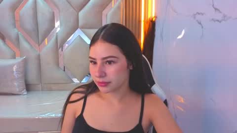 Mariana  online show from 09/11/25, 12:49