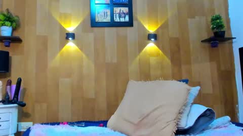 Mariana Angel online show from 01/22/25, 10:15