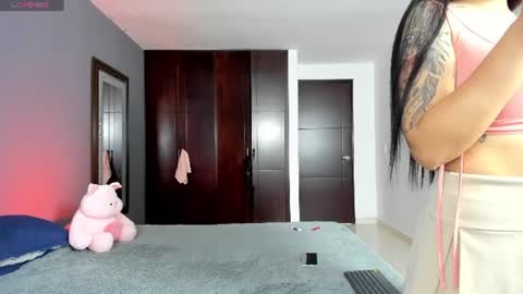 MARIANA Y VALENTINA online show from 06/23/26, 11:08