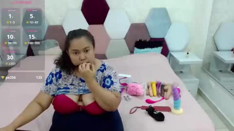 mariana online show from 02/17/25, 08:04