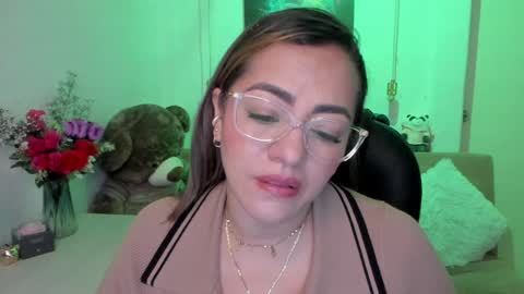 Mariana Lopez online show from 02/26/25, 01:11