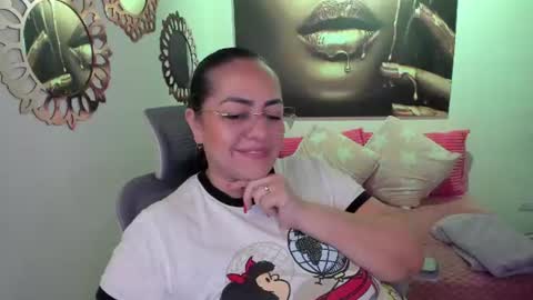 Mariana Lopez online show from 06/11/26, 02:53