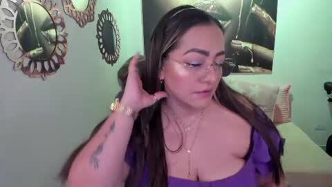 Mariana Lopez online show from 07/19/26, 12:03