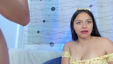 Mariana Vargas online show from 01/20/25, 02:03