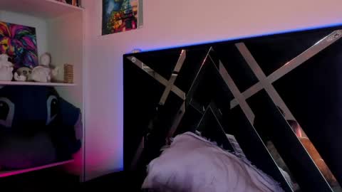 mariana williams online show from 05/11/26, 01:06