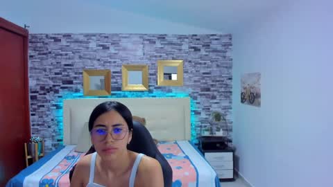 Mariana online show from 01/24/25, 12:20