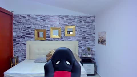 Mariana online show from 02/06/25, 12:33