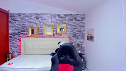 Mariana online show from 03/01/25, 12:39
