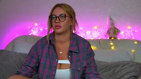 Maria online show from 12/20/24, 07:39