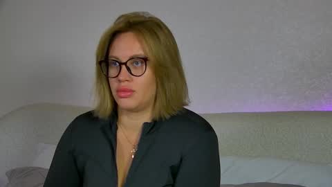 Maria online show from 09/14/25, 06:07