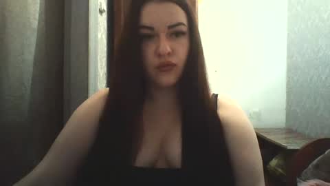 Snapshot of mariangloom chatting on 07/28/26, 11:28 mariangloom online show from 07/28/26, 11:28