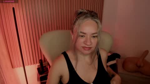 Marian Love  online show from 01/26/25, 11:06