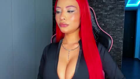 M A R I A N E online show from 09/20/25, 04:57