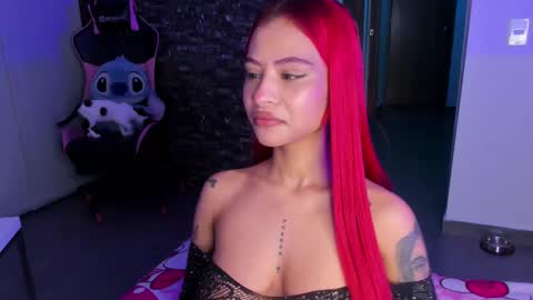 M A R I A N E online show from 10/06/25, 12:52