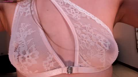 Marianne  online show from 12/04/24, 12:41