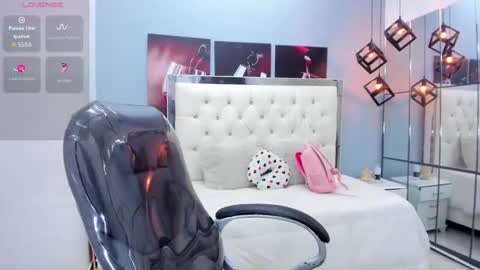 Snapshot of mariansexx chatting on 03/24/26, 12:43 Marian Sexy online show from 03/24/26, 12:43