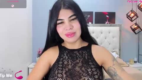 Snapshot of mariansexx chatting on 05/17/26, 12:45 Marian Sexy online show from 05/17/26, 12:45