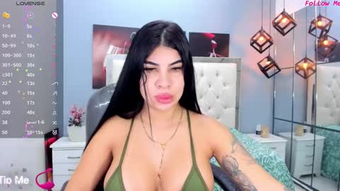 Snapshot of mariansexx chatting on 06/09/26, 12:28 Marian Sexy online show from 06/09/26, 12:28