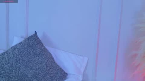 Snapshot of mariapettit chatting on 10/28/25, 11:36 Maria Pettit online show from 10/28/25, 11:36