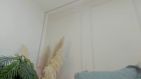 Maria Pettit online show from 06/17/26, 02:47