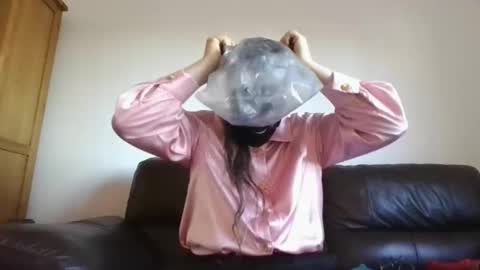 Snapshot of mariasatin chatting on 11/30/25, 11:36 Mariasatin online show from 11/30/25, 11:36