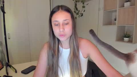 mariascarlett online show from 12/17/25, 03:23